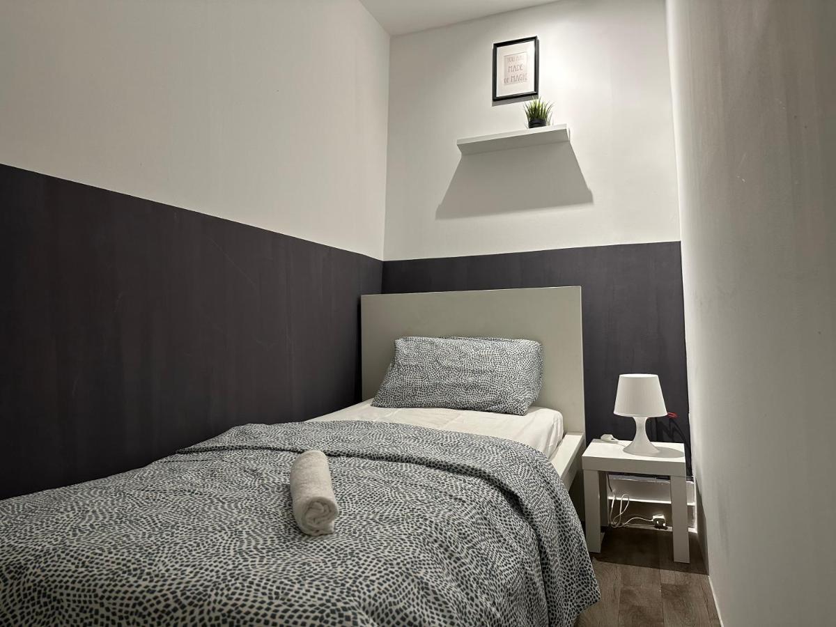 Traveller Partition Room In Al Barsha 1 Near Metro Dubai Luaran gambar