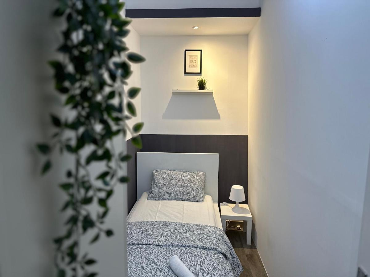 Traveller Partition Room In Al Barsha 1 Near Metro Dubai Luaran gambar
